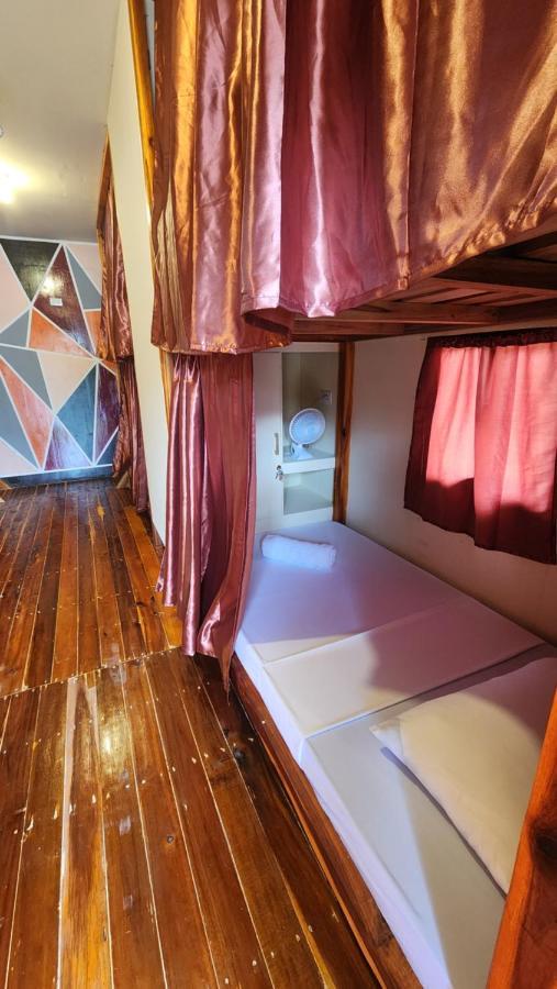 Dam Dam Hostel サン・ヴィチェンテ エクステリア 写真
