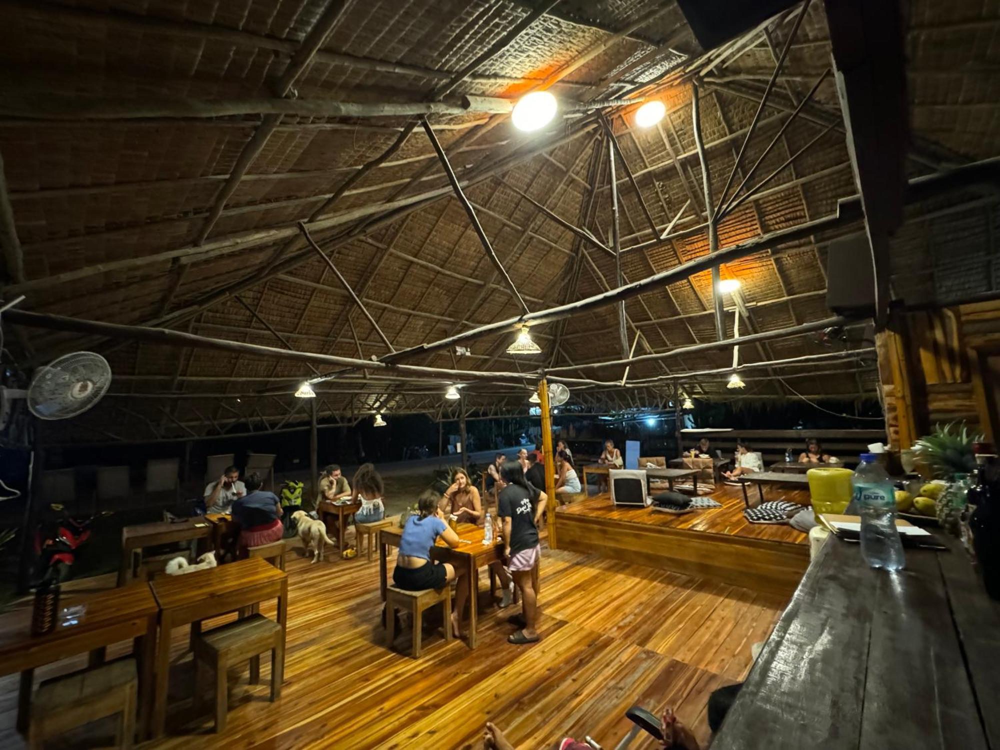 Dam Dam Hostel サン・ヴィチェンテ エクステリア 写真